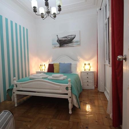 Nautic M1 R2 - Classy & Cozy Double Room With Shared Bathroom In Marques Pombal Лісабон Екстер'єр фото