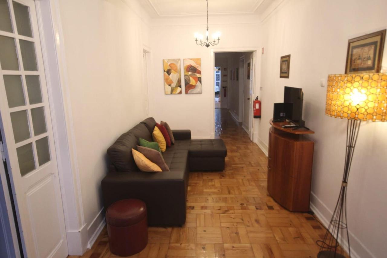Nautic M1 R2 - Classy & Cozy Double Room With Shared Bathroom In Marques Pombal Лісабон Екстер'єр фото
